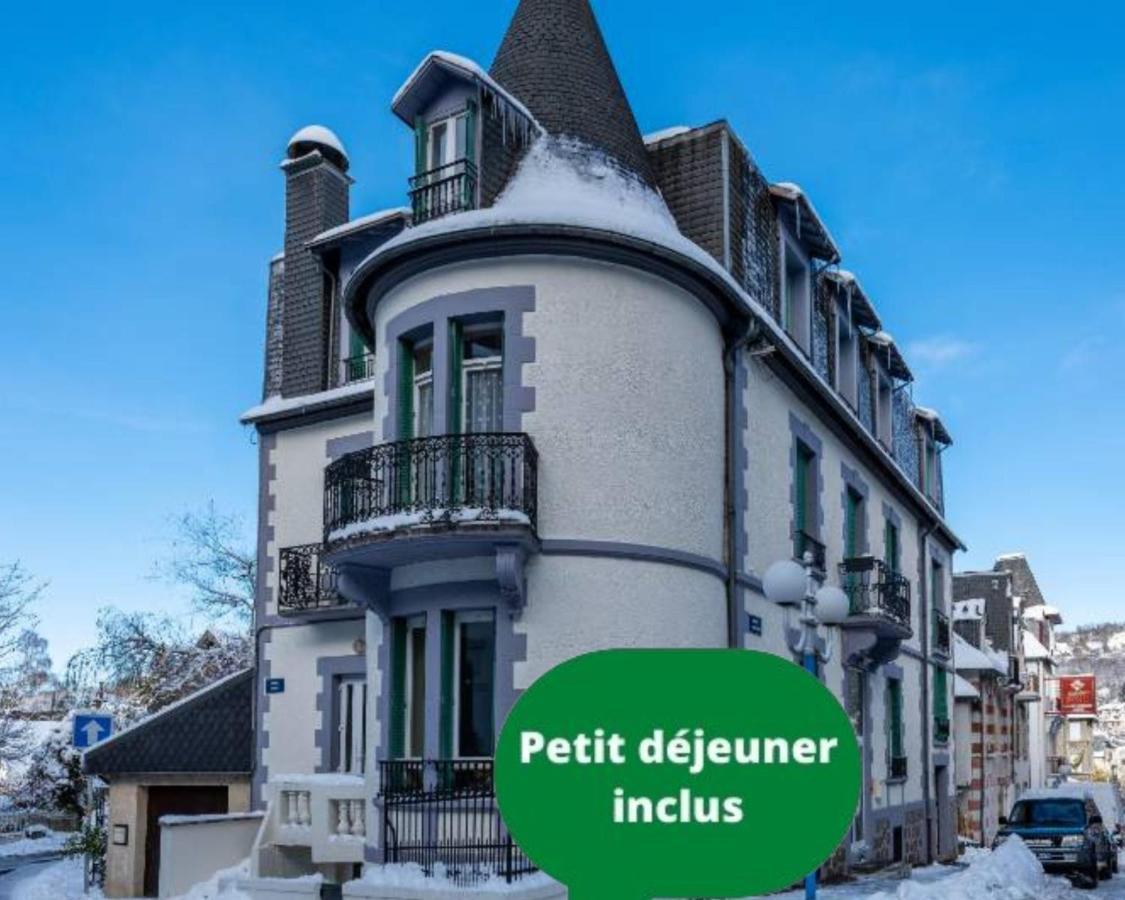 La Tour Pom'Pin Bed & Breakfast La Bourboule Exterior foto